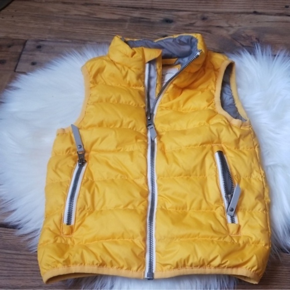 Hanna Anderson Yellow Superlight Packable
Down Vest Size 4